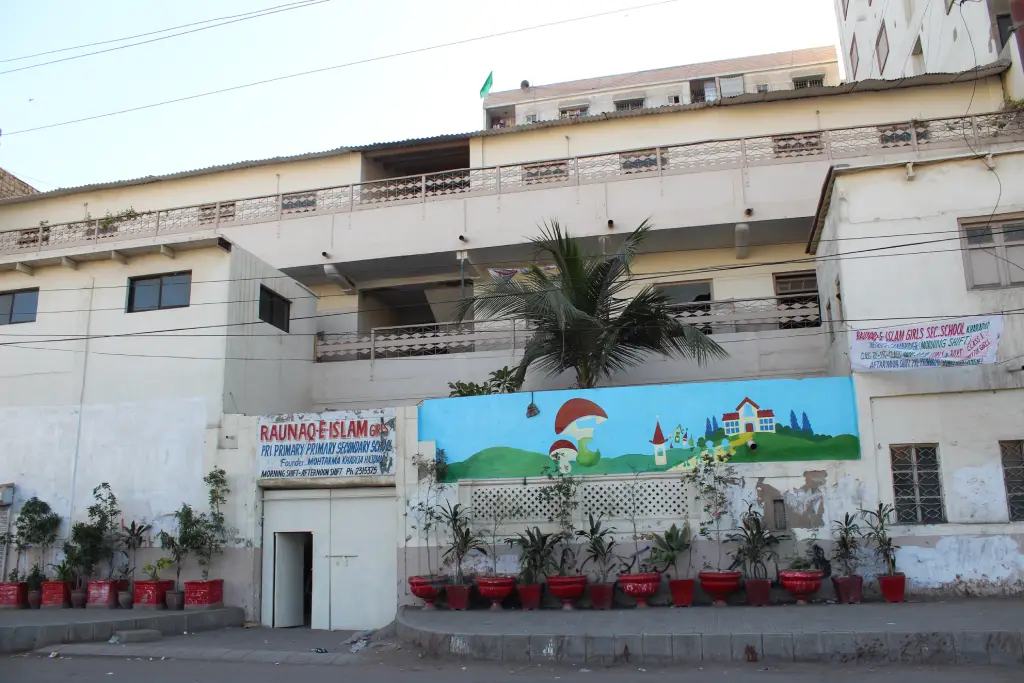 Classroom at the Kharadar campus